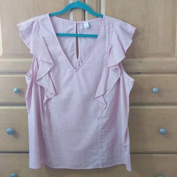 Old Navy Tops - Old Navy sleeveless extra large
